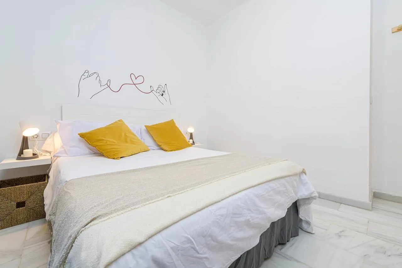 Wintowinrentals Coqueto Apartamento En El Centro De Malaga contacts