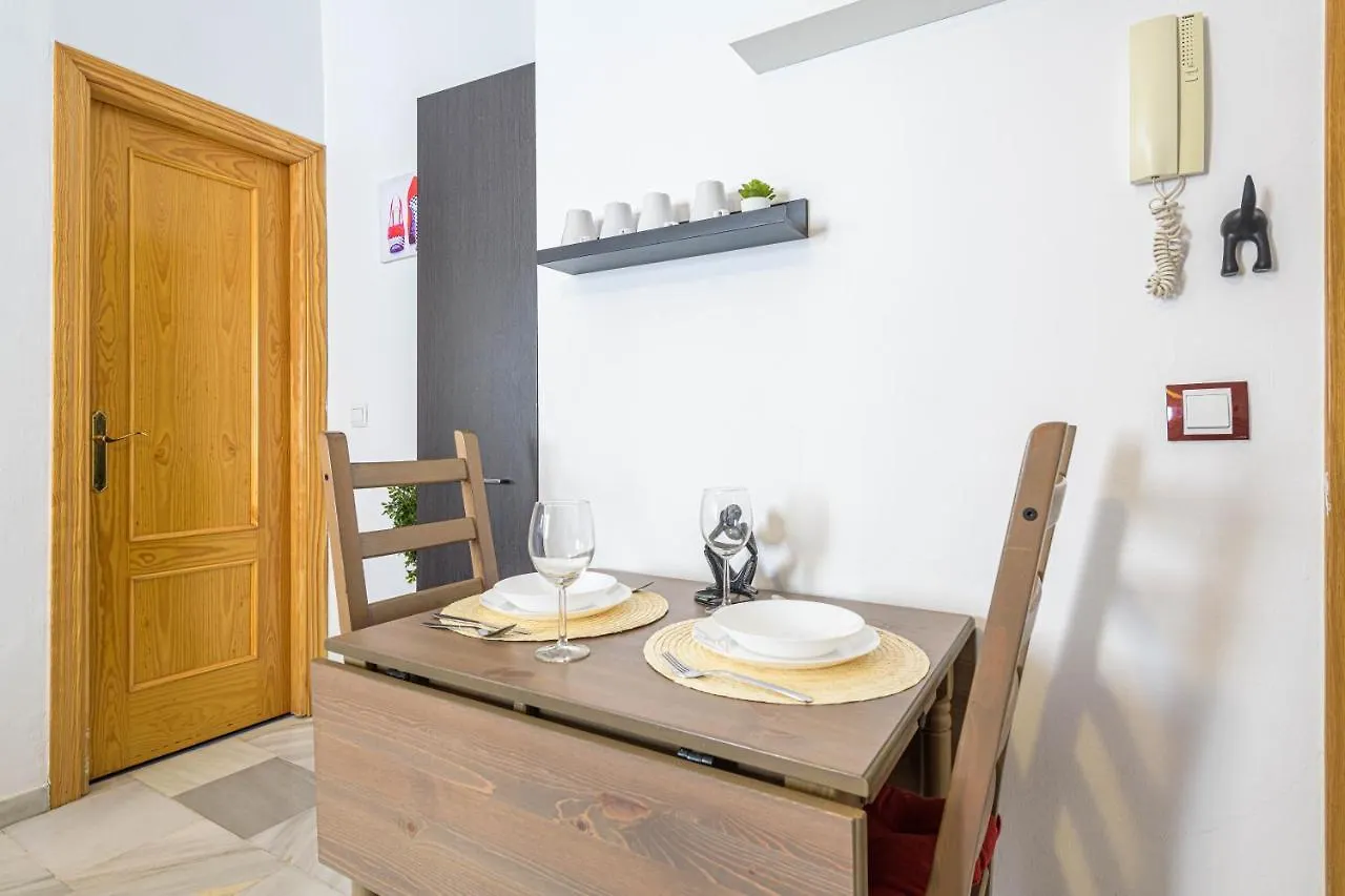 WintowinRentals Coqueto apartamento en el Centro de Málaga